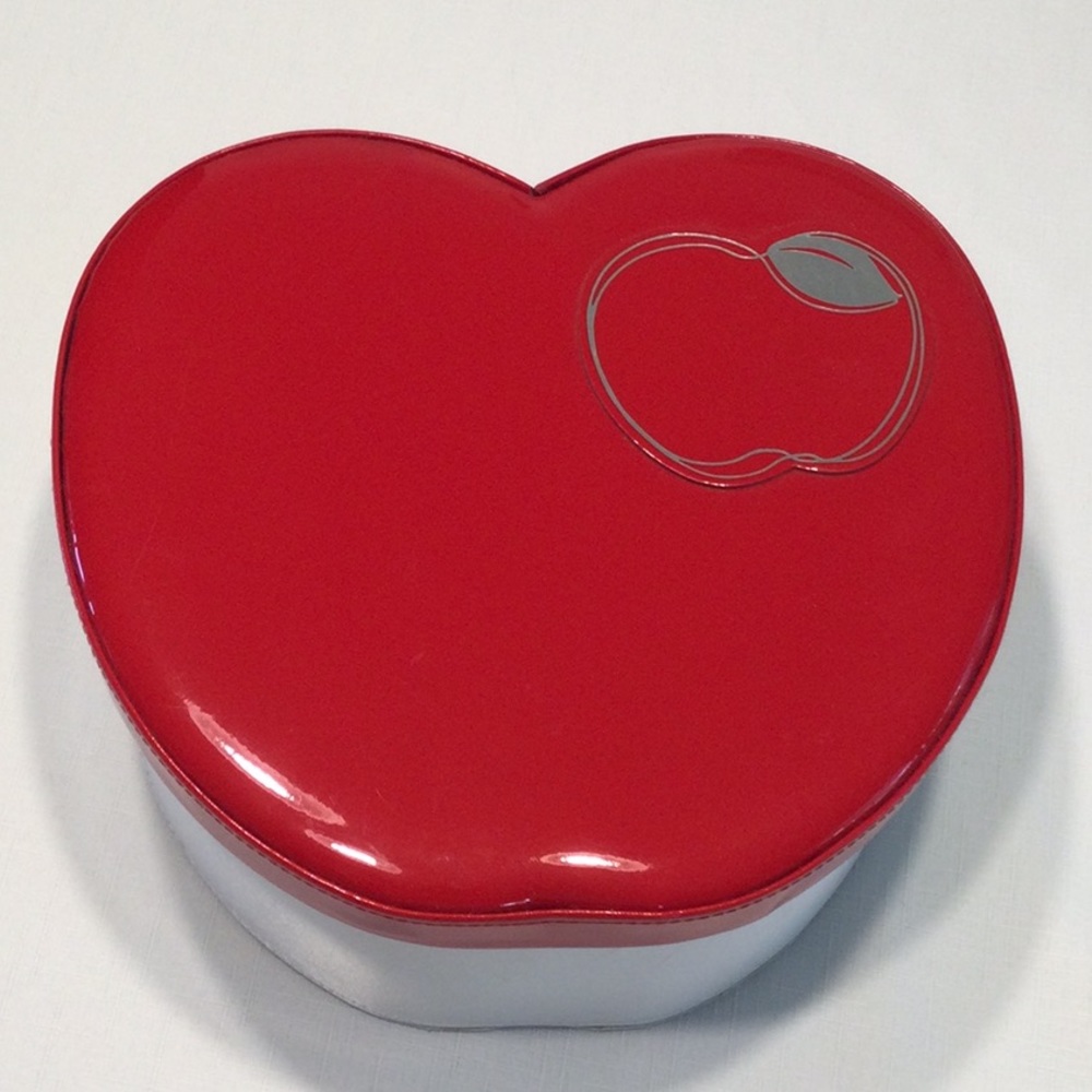 Nina Ricci Paris Parfums Apple Case w/Lid - Picture 3 of 6